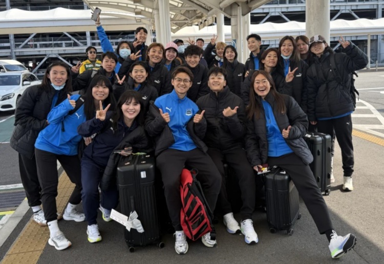 武漢女足前往日本參加女足亞冠！王霜曬照：日本，我們來(lái)了