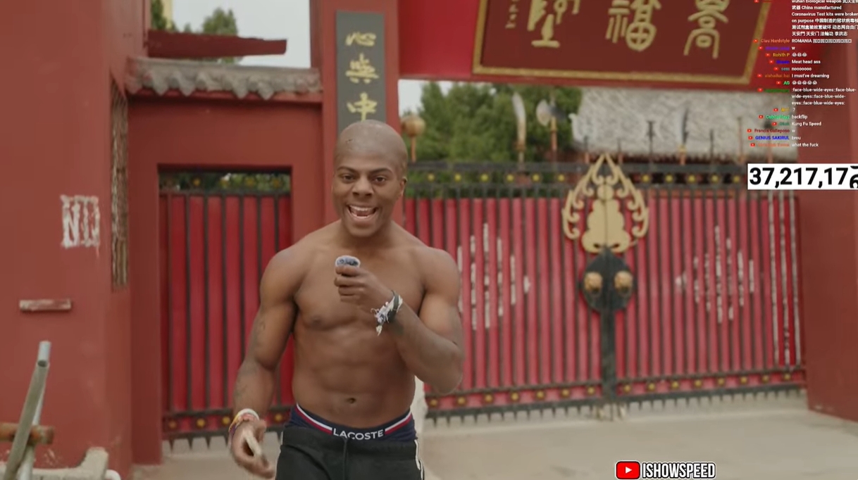 光頭造型！Speed中國行來到鄭州少林寺，上香拜佛學(xué)功夫